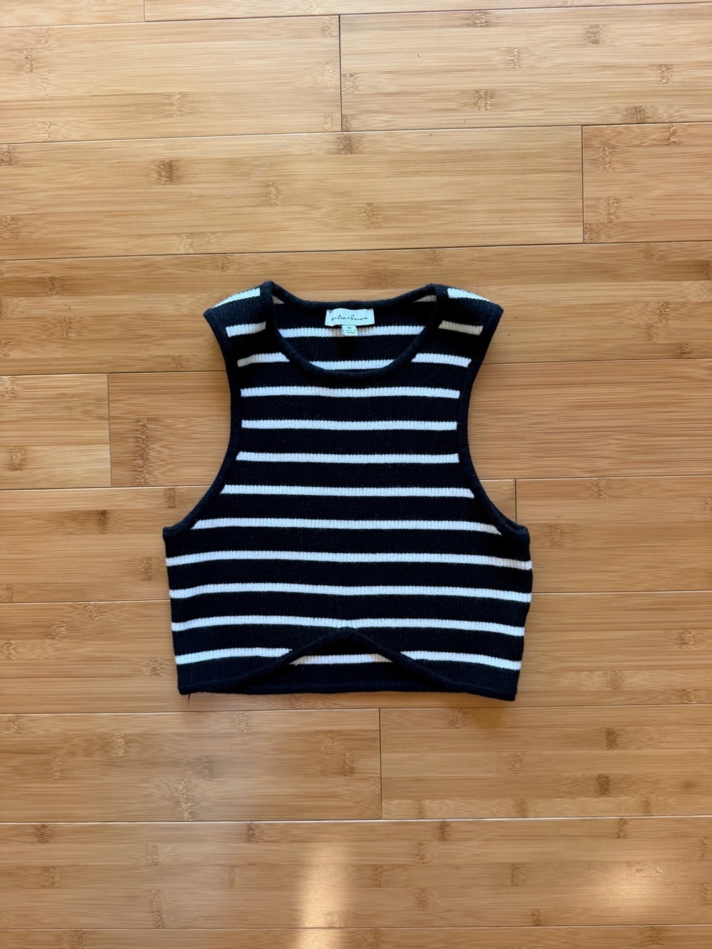 Black White Striped Knit Crop Top Sleeveless — High Low Hem — Size M